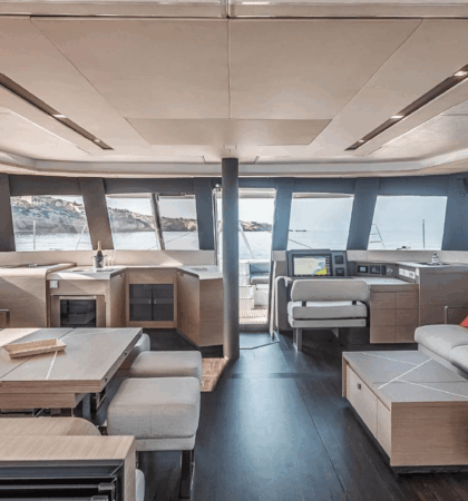 Espacios interiores del Samana 59 de Fountaine Pajot