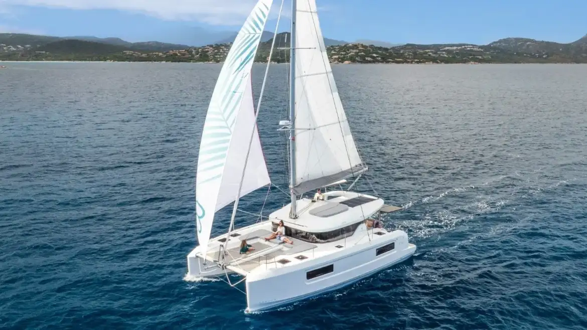 Lagoon 38