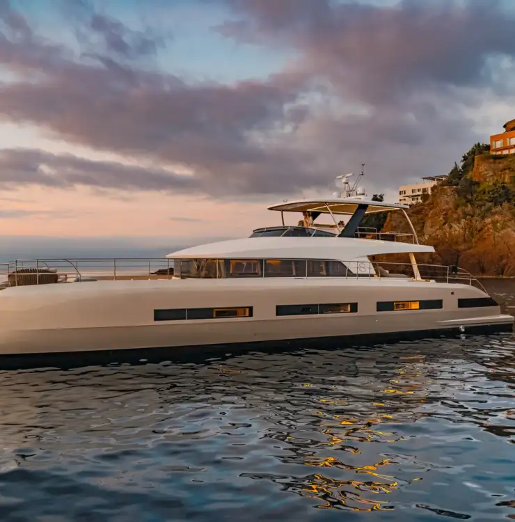 Lagoon Seventy 8
