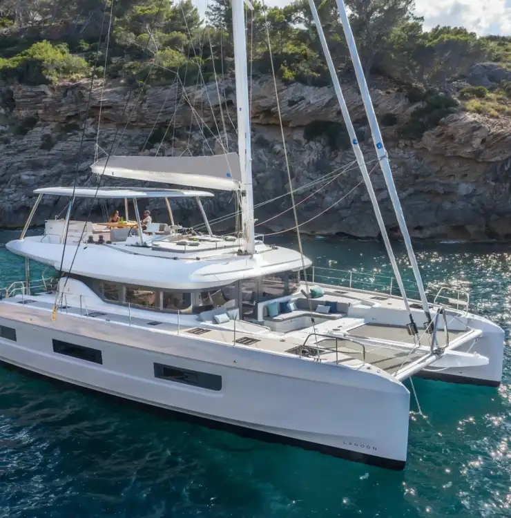 Lagoon 60