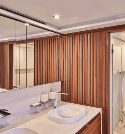 Baño con acabado de lujo del Power 80