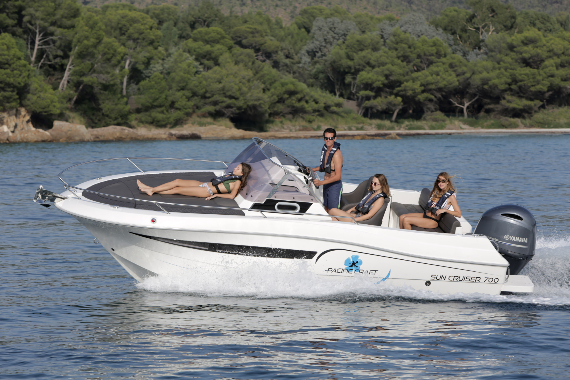 700 Sun Cruiser